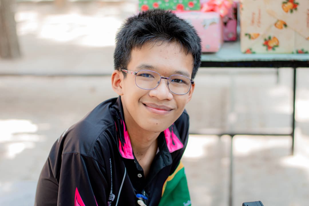 ธีรภัทร์ ทองคำ